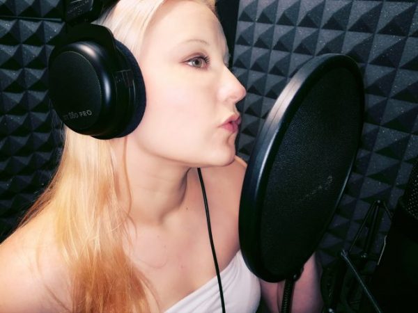 Finnish Voice Talent Heli P.